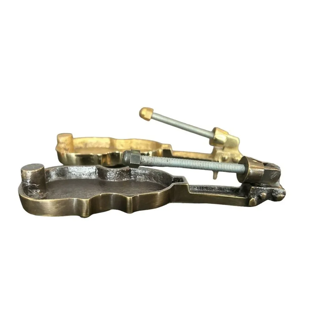 SeViolin Style‎ Polished Brass Front Door Knocker with Hardware Set Of 2